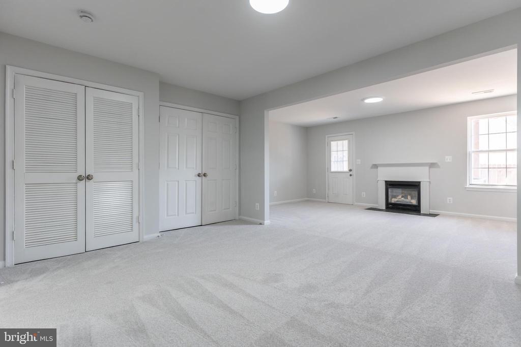 7308 WYTHEVILLE CIR, FREDERICKSBURG, Virginia 22407, 3 Bedrooms Bedrooms, ,2 BathroomsBathrooms,Residential,7308 WYTHEVILLE CIR,VASP2040636 MLS # VASP2040636