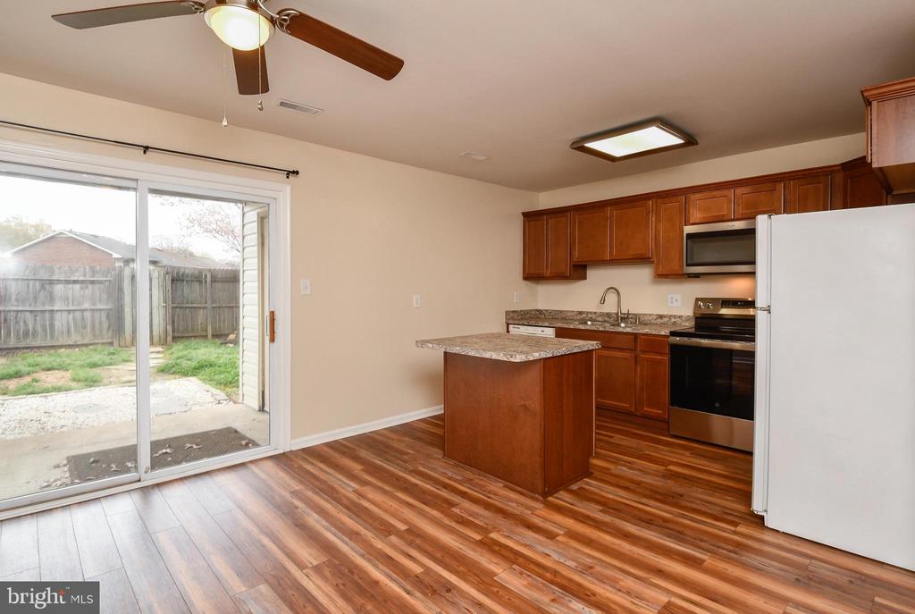 303 OLDE GREENWICH DR, FREDERICKSBURG, Virginia 22408, 3 Bedrooms Bedrooms, ,1 BathroomBathrooms,Residential,OLDE GREENWICH,303 OLDE GREENWICH DR,VASP2040676 MLS # VASP2040676