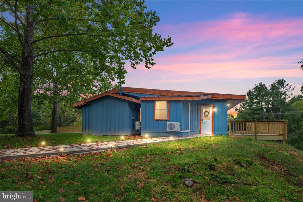 319 LAKE DR, LURAY, Virginia 22835, 3 Bedrooms Bedrooms, ,2 BathroomsBathrooms,Residential,319 LAKE DR,VAPA2006266 MLS # VAPA2006266