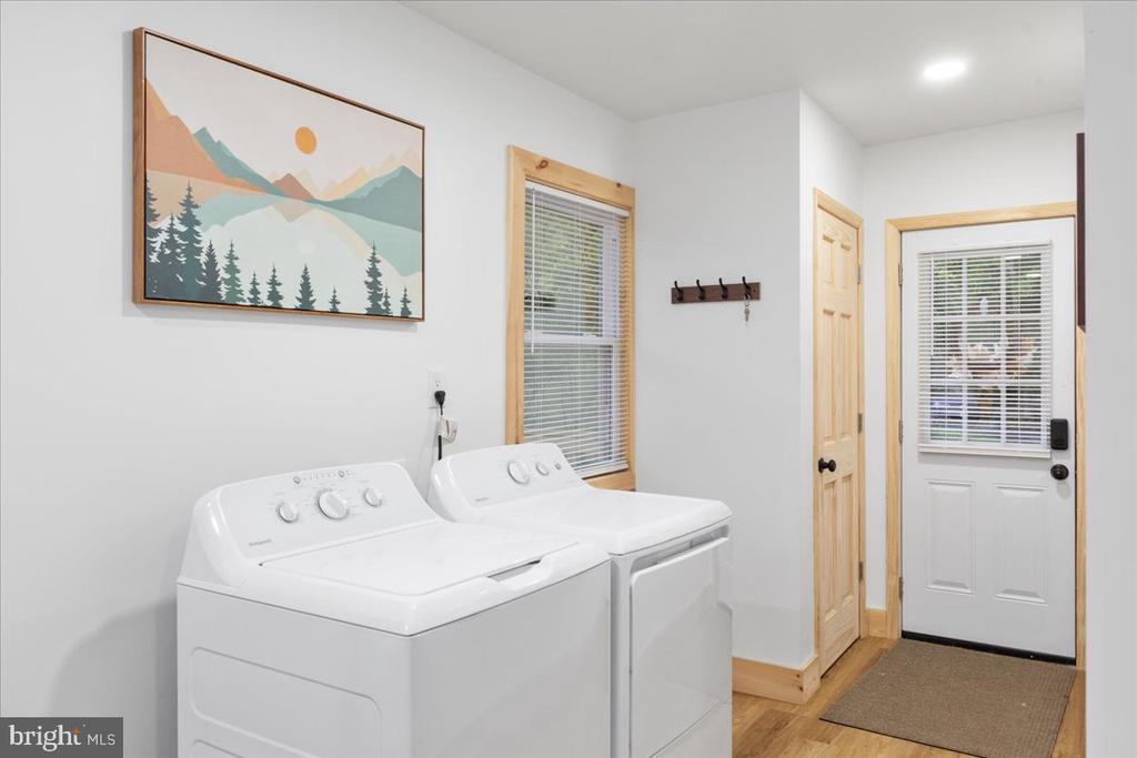 319 LAKE DR, LURAY, Virginia 22835, 3 Bedrooms Bedrooms, ,2 BathroomsBathrooms,Residential,319 LAKE DR,VAPA2006266 MLS # VAPA2006266