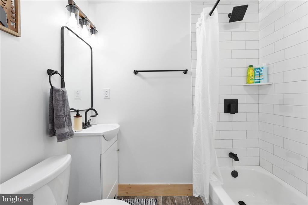 319 LAKE DR, LURAY, Virginia 22835, 3 Bedrooms Bedrooms, ,2 BathroomsBathrooms,Residential,319 LAKE DR,VAPA2006266 MLS # VAPA2006266