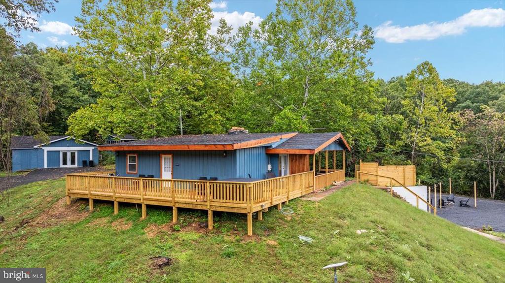 319 LAKE DR, LURAY, Virginia 22835, 3 Bedrooms Bedrooms, ,2 BathroomsBathrooms,Residential,319 LAKE DR,VAPA2006266 MLS # VAPA2006266