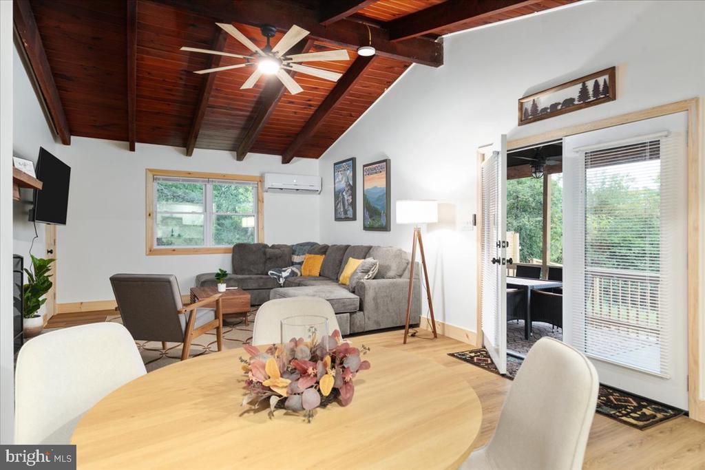 319 LAKE DR, LURAY, Virginia 22835, 3 Bedrooms Bedrooms, ,2 BathroomsBathrooms,Residential,319 LAKE DR,VAPA2006266 MLS # VAPA2006266