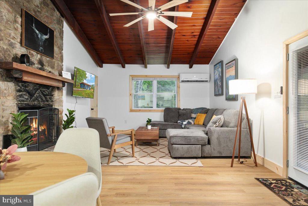 319 LAKE DR, LURAY, Virginia 22835, 3 Bedrooms Bedrooms, ,2 BathroomsBathrooms,Residential,319 LAKE DR,VAPA2006266 MLS # VAPA2006266