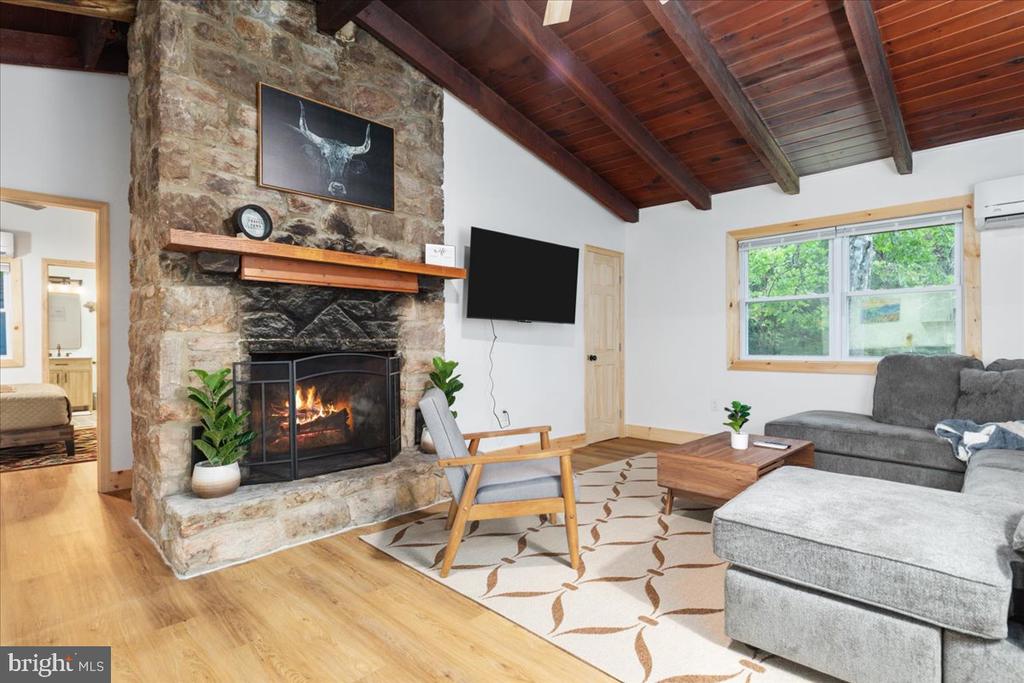 319 LAKE DR, LURAY, Virginia 22835, 3 Bedrooms Bedrooms, ,2 BathroomsBathrooms,Residential,319 LAKE DR,VAPA2006266 MLS # VAPA2006266