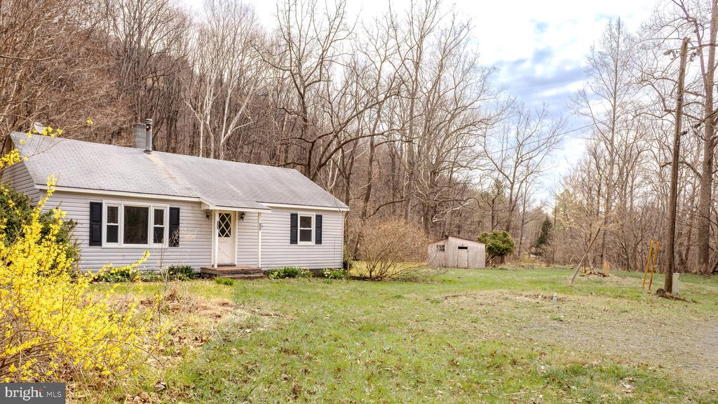 326 KEYSER RUN RD, WASHINGTON, Virginia, 3 Bedrooms Bedrooms, ,1 BathroomBathrooms,Residential,326 KEYSER RUN RD,VARP2002574 MLS # VARP2002574