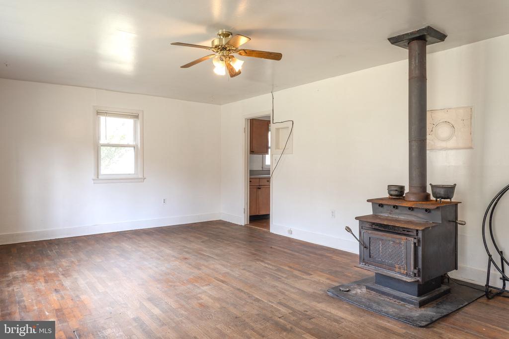 326 KEYSER RUN RD, WASHINGTON, Virginia, 3 Bedrooms Bedrooms, ,1 BathroomBathrooms,Residential,326 KEYSER RUN RD,VARP2002574 MLS # VARP2002574