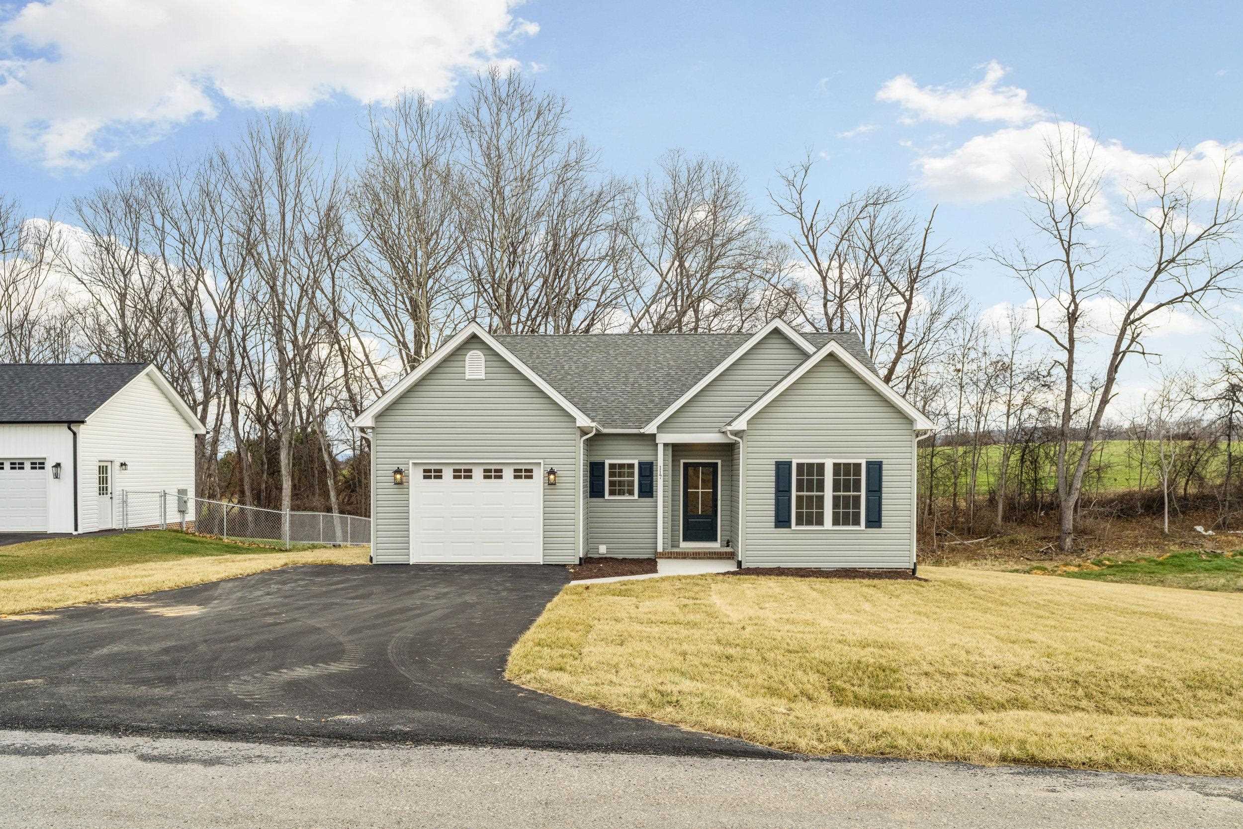 117 SPRING RIDGE DR, STUARTS DRAFT, Virginia 24477, 3 Bedrooms Bedrooms, ,2 BathroomsBathrooms,Residential,117 SPRING RIDGE DR,668751 MLS # 668751