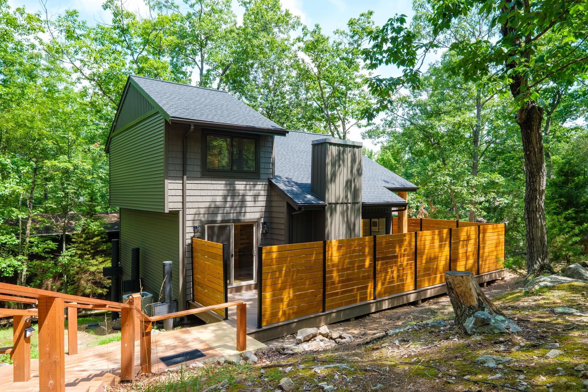 3770 ERICKSEN CIR, MCGAHEYSVILLE, Virginia 22840, 3 Bedrooms Bedrooms, ,2 BathroomsBathrooms,Residential,Fully Renovated - More details coming today,3770 ERICKSEN CIR,675354 MLS # 675354