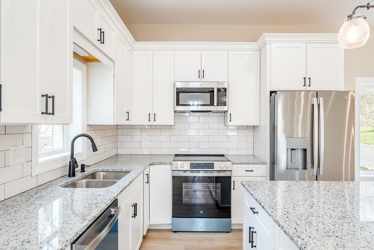 113 S MAIN ST, MOUNT CRAWFORD, Virginia 22841, 3 Bedrooms Bedrooms, ,3 BathroomsBathrooms,Residential,113 S MAIN ST,675381 MLS # 675381