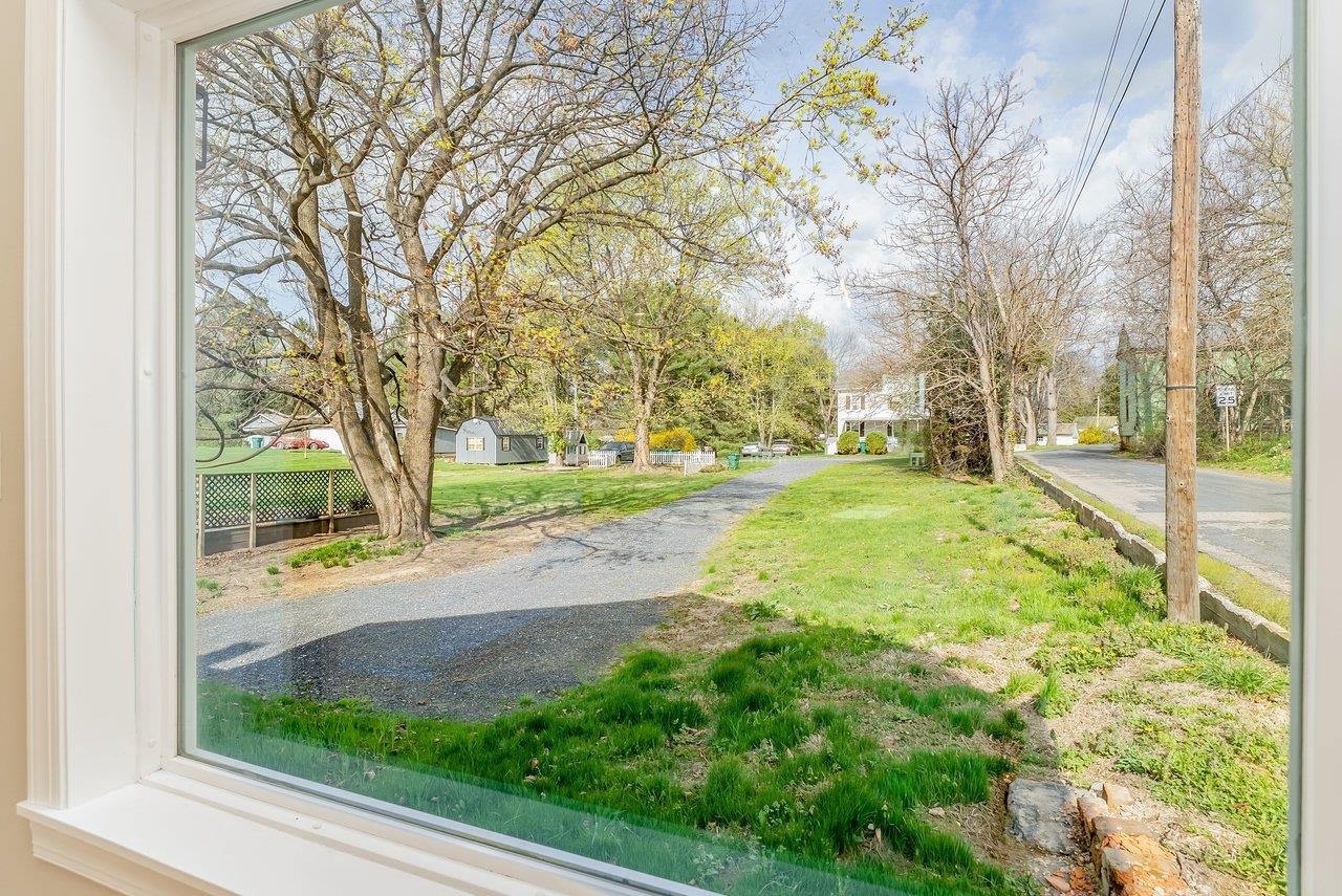 113 S MAIN ST, MOUNT CRAWFORD, Virginia 22841, 3 Bedrooms Bedrooms, ,3 BathroomsBathrooms,Residential,113 S MAIN ST,675381 MLS # 675381