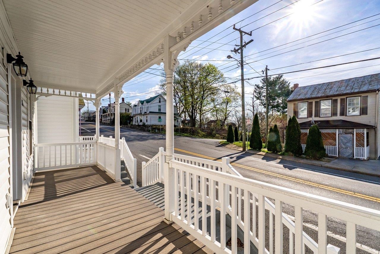 113 S MAIN ST, MOUNT CRAWFORD, Virginia 22841, 3 Bedrooms Bedrooms, ,3 BathroomsBathrooms,Residential,113 S MAIN ST,675381 MLS # 675381