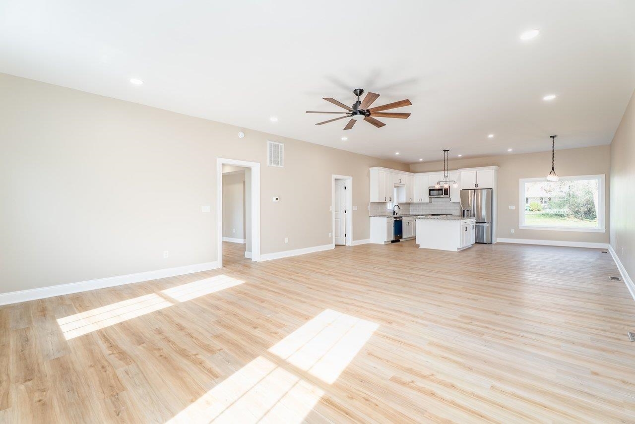 113 S MAIN ST, MOUNT CRAWFORD, Virginia 22841, 3 Bedrooms Bedrooms, ,3 BathroomsBathrooms,Residential,113 S MAIN ST,675381 MLS # 675381