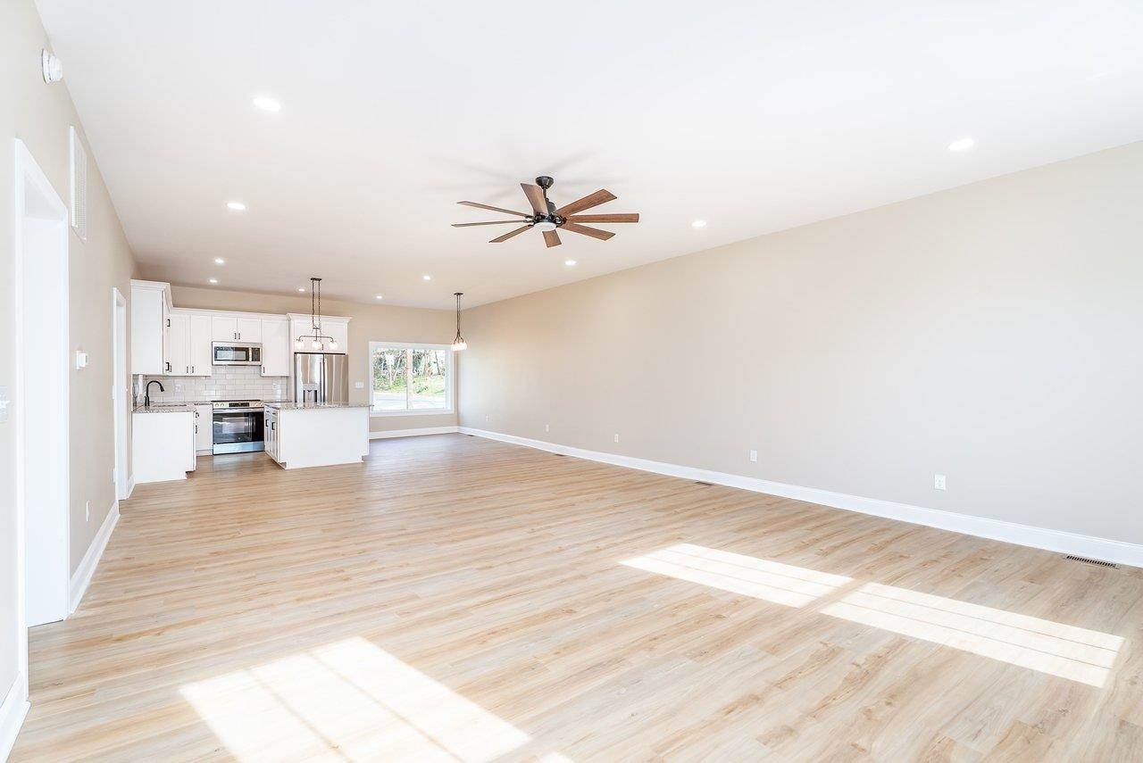 113 S MAIN ST, MOUNT CRAWFORD, Virginia 22841, 3 Bedrooms Bedrooms, ,3 BathroomsBathrooms,Residential,113 S MAIN ST,675381 MLS # 675381