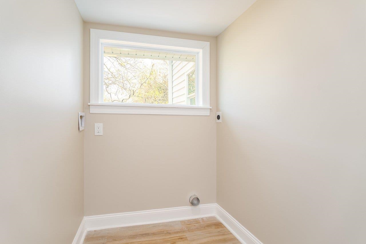 113 S MAIN ST, MOUNT CRAWFORD, Virginia 22841, 3 Bedrooms Bedrooms, ,3 BathroomsBathrooms,Residential,113 S MAIN ST,675381 MLS # 675381