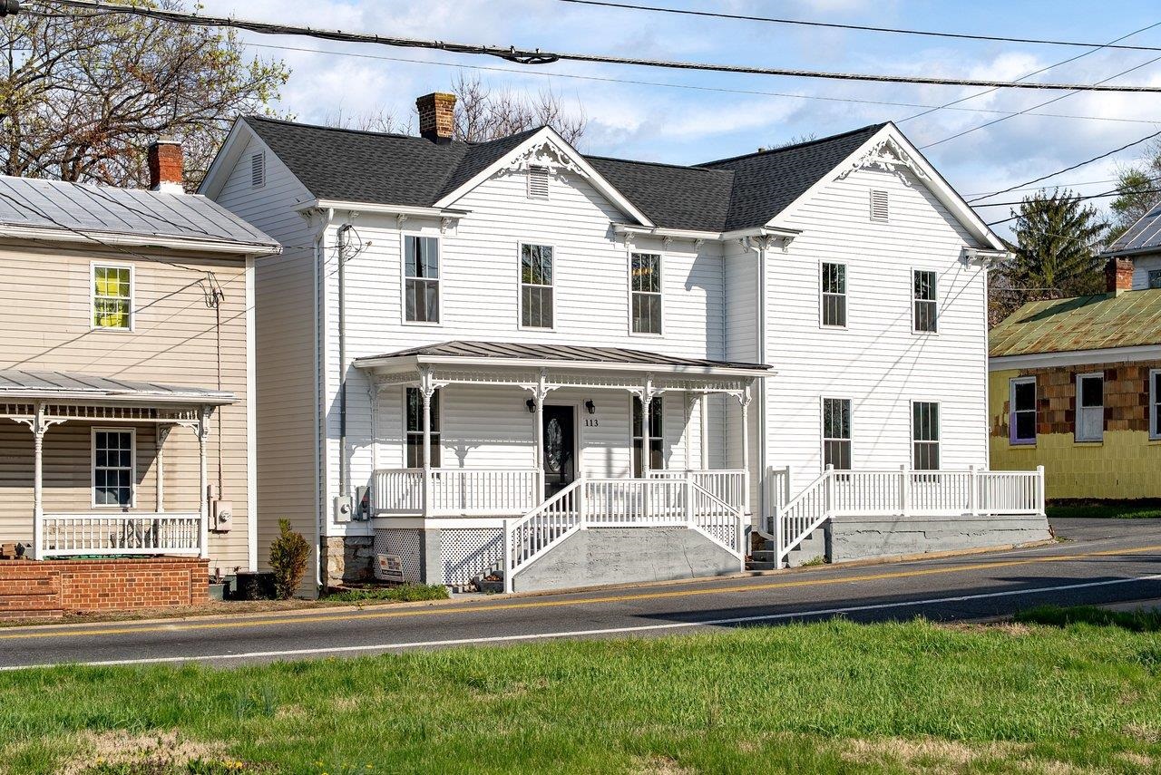 113 S MAIN ST, MOUNT CRAWFORD, Virginia 22841, 3 Bedrooms Bedrooms, ,3 BathroomsBathrooms,Residential,113 S MAIN ST,675381 MLS # 675381