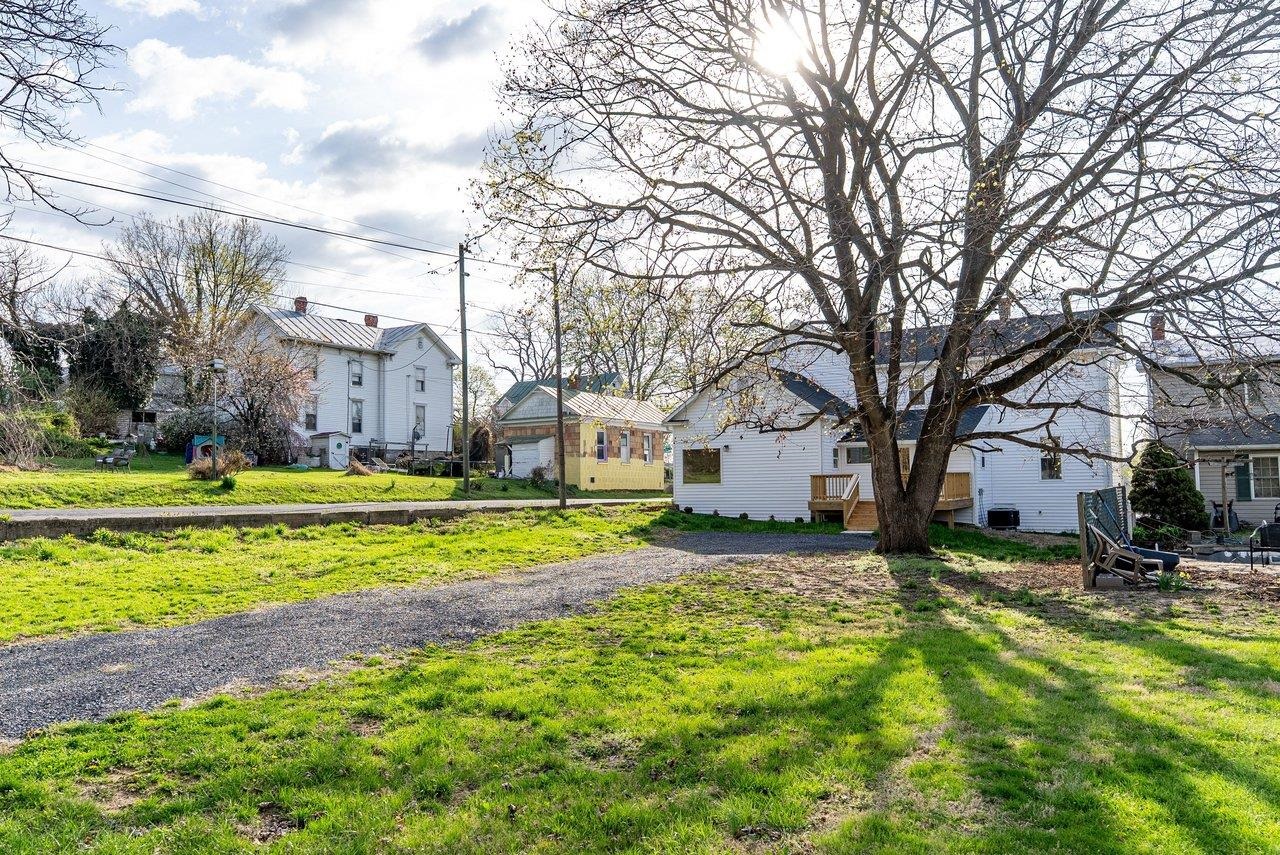 113 S MAIN ST, MOUNT CRAWFORD, Virginia 22841, 3 Bedrooms Bedrooms, ,3 BathroomsBathrooms,Residential,113 S MAIN ST,675381 MLS # 675381