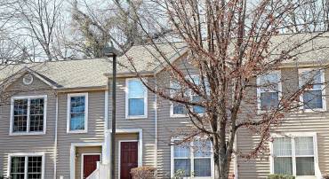 118 HARTFORD CT, CHARLOTTESVILLE, Virginia 22902, 3 Bedrooms Bedrooms, ,2 BathroomsBathrooms,Residential,118 HARTFORD CT,675384 MLS # 675384
