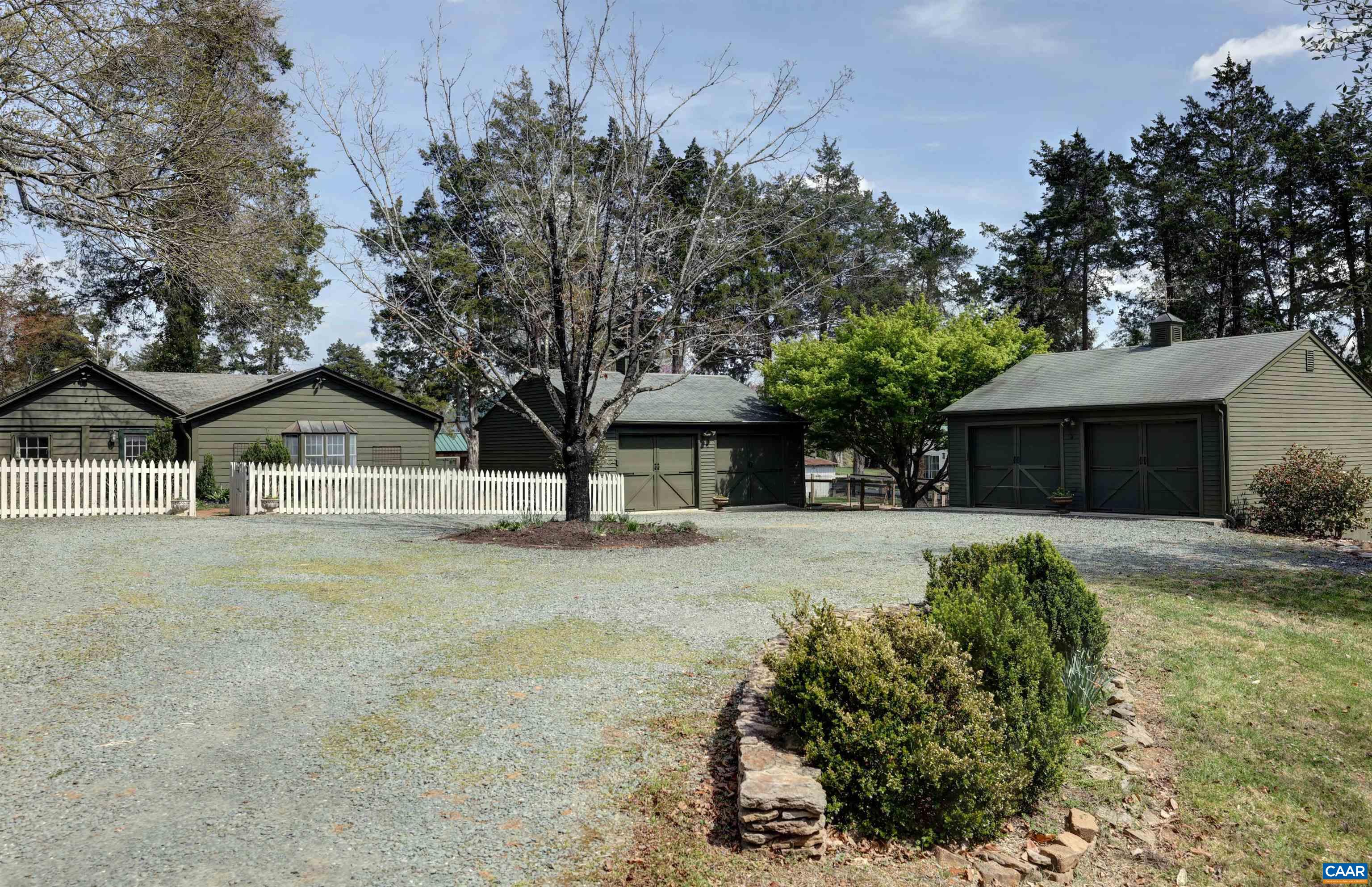 5450 STONY POINT PASS, KESWICK, Virginia 22947, 3 Bedrooms Bedrooms, ,3 BathroomsBathrooms,Residential,5450 STONY POINT PASS,675385 MLS # 675385 5450 STONY POINT PASS, KESWICK, Virginia 22947, 3 Bedrooms Bedrooms, ,3 BathroomsBathrooms,Residential,5450 STONY POINT PASS,675385 MLS # 675385