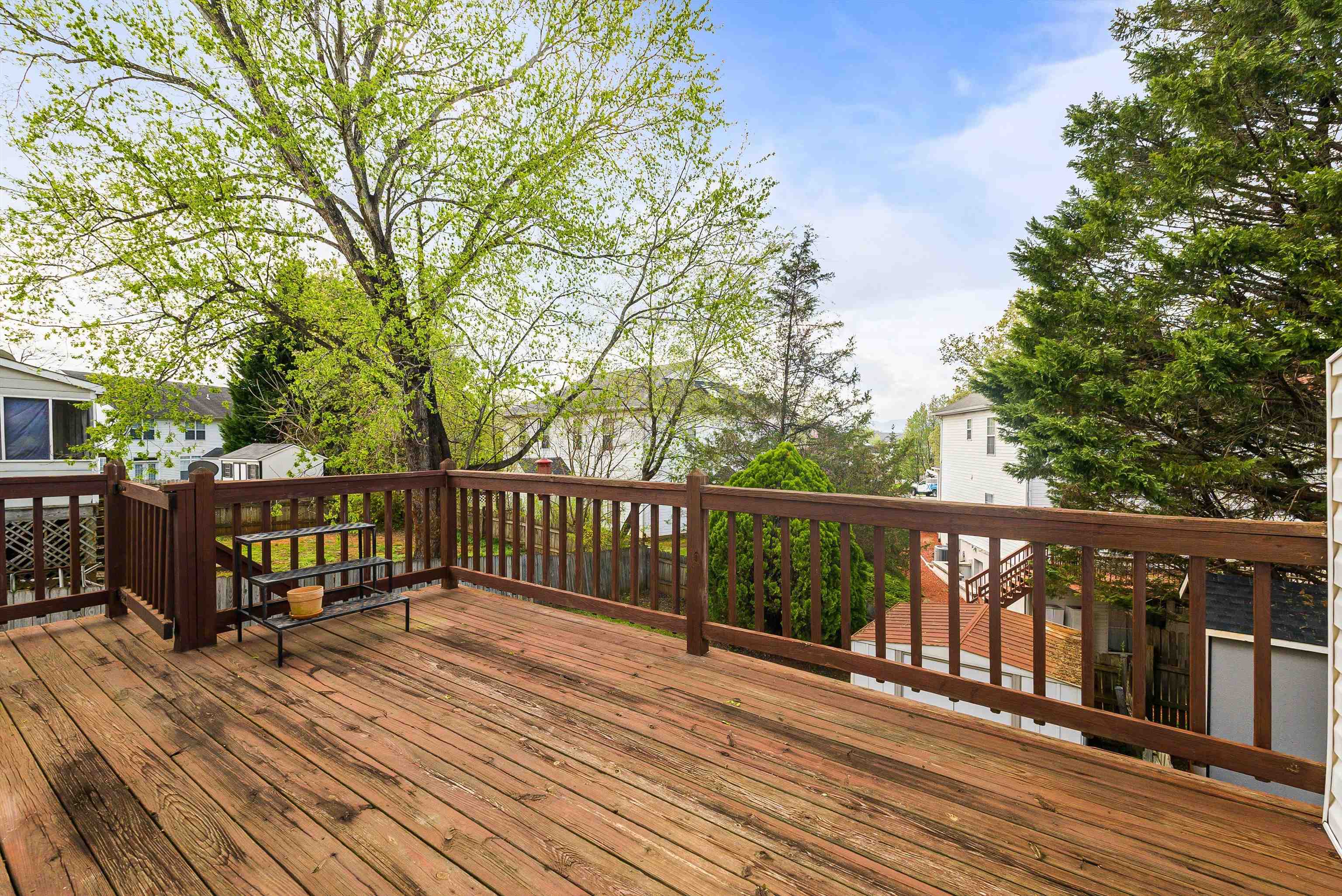 4620 BRIARWOOD DR, CHARLOTTESVILLE, Virginia 22911, 3 Bedrooms Bedrooms, ,3 BathroomsBathrooms,Residential,4620 BRIARWOOD DR,675388 MLS # 675388