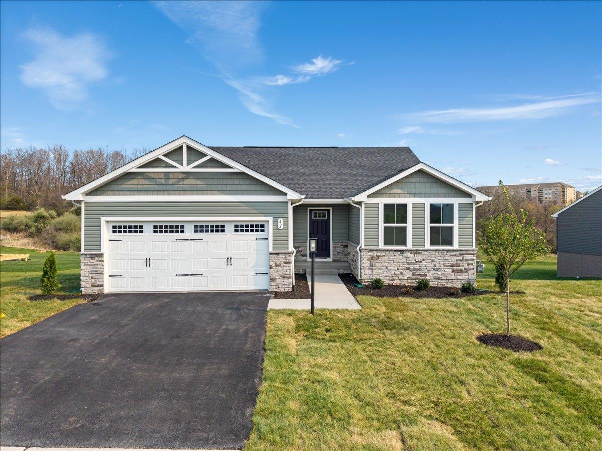 42 MONTVUE DR, FISHERSVILLE, Virginia 22939, 3 Bedrooms Bedrooms, ,2 BathroomsBathrooms,Residential,42 MONTVUE DR,675389 MLS # 675389