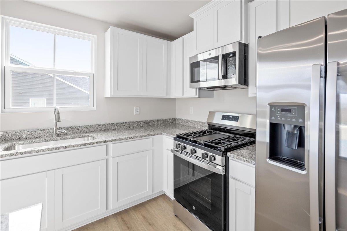 42 MONTVUE DR, FISHERSVILLE, Virginia 22939, 3 Bedrooms Bedrooms, ,2 BathroomsBathrooms,Residential,42 MONTVUE DR,675389 MLS # 675389