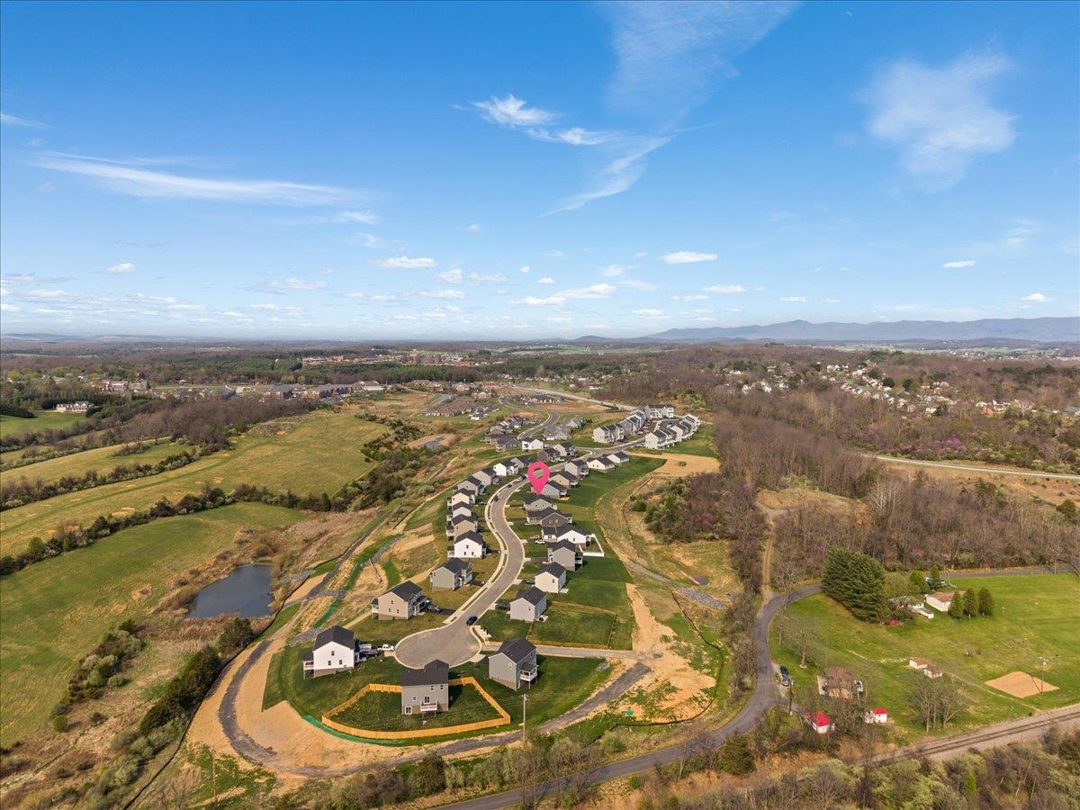 42 MONTVUE DR, FISHERSVILLE, Virginia 22939, 3 Bedrooms Bedrooms, ,2 BathroomsBathrooms,Residential,42 MONTVUE DR,675389 MLS # 675389