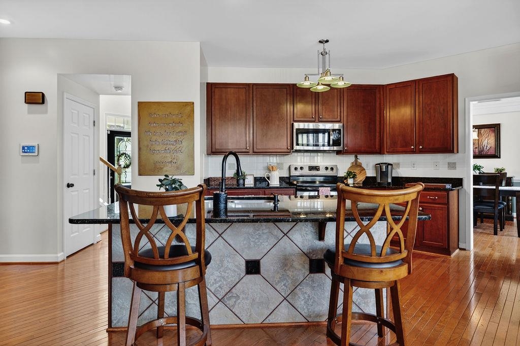 208 CLAYBROOK DR, WAYNESBORO, Virginia 22980, 6 Bedrooms Bedrooms, ,3 BathroomsBathrooms,Residential,208 CLAYBROOK DR,675390 MLS # 675390