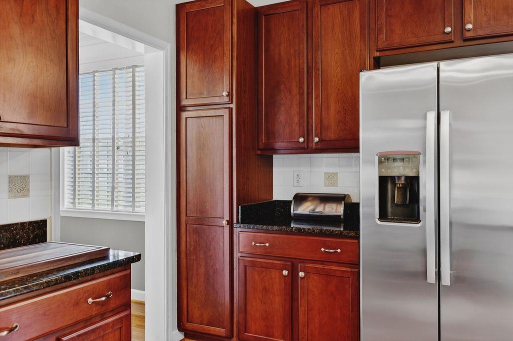 208 CLAYBROOK DR, WAYNESBORO, Virginia 22980, 6 Bedrooms Bedrooms, ,3 BathroomsBathrooms,Residential,208 CLAYBROOK DR,675390 MLS # 675390