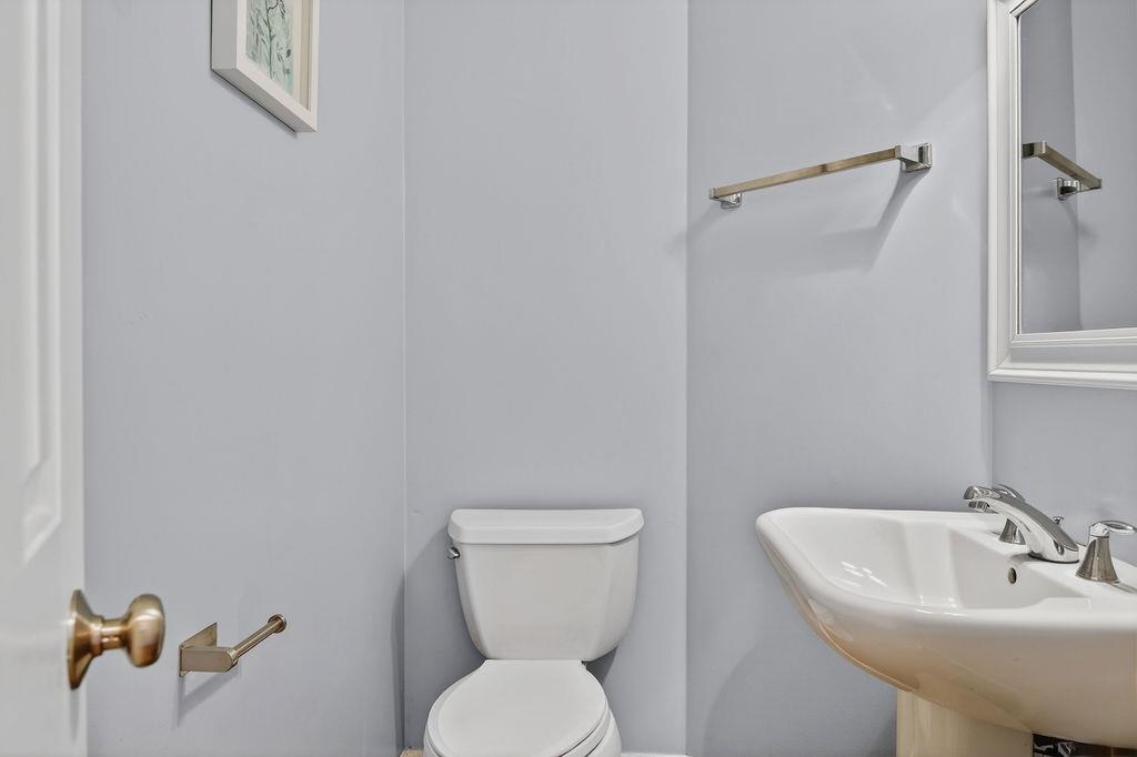 208 CLAYBROOK DR, WAYNESBORO, Virginia 22980, 6 Bedrooms Bedrooms, ,3 BathroomsBathrooms,Residential,208 CLAYBROOK DR,675390 MLS # 675390