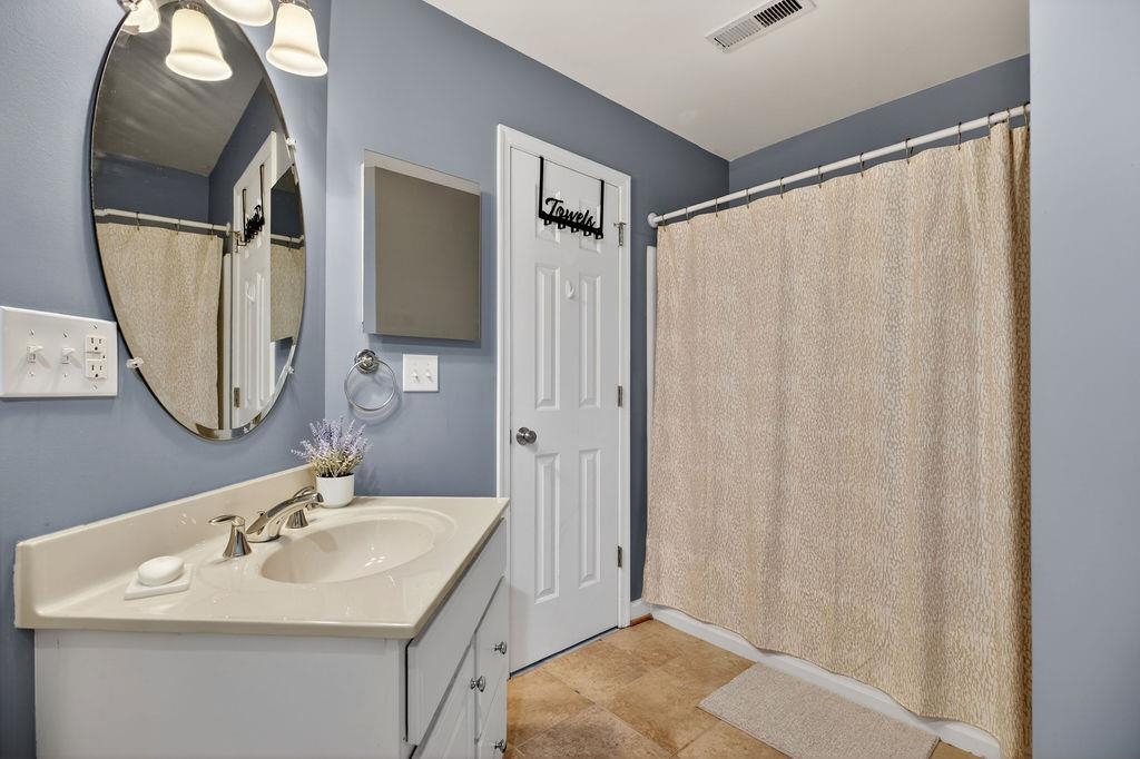 208 CLAYBROOK DR, WAYNESBORO, Virginia 22980, 6 Bedrooms Bedrooms, ,3 BathroomsBathrooms,Residential,208 CLAYBROOK DR,675390 MLS # 675390