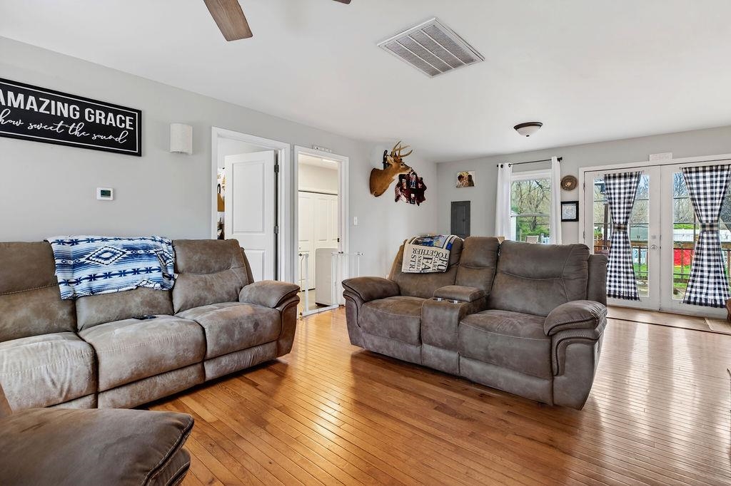 345 LAKE DR, CRIMORA, Virginia 24431, 3 Bedrooms Bedrooms, ,2 BathroomsBathrooms,Residential,345 LAKE DR,675392 MLS # 675392