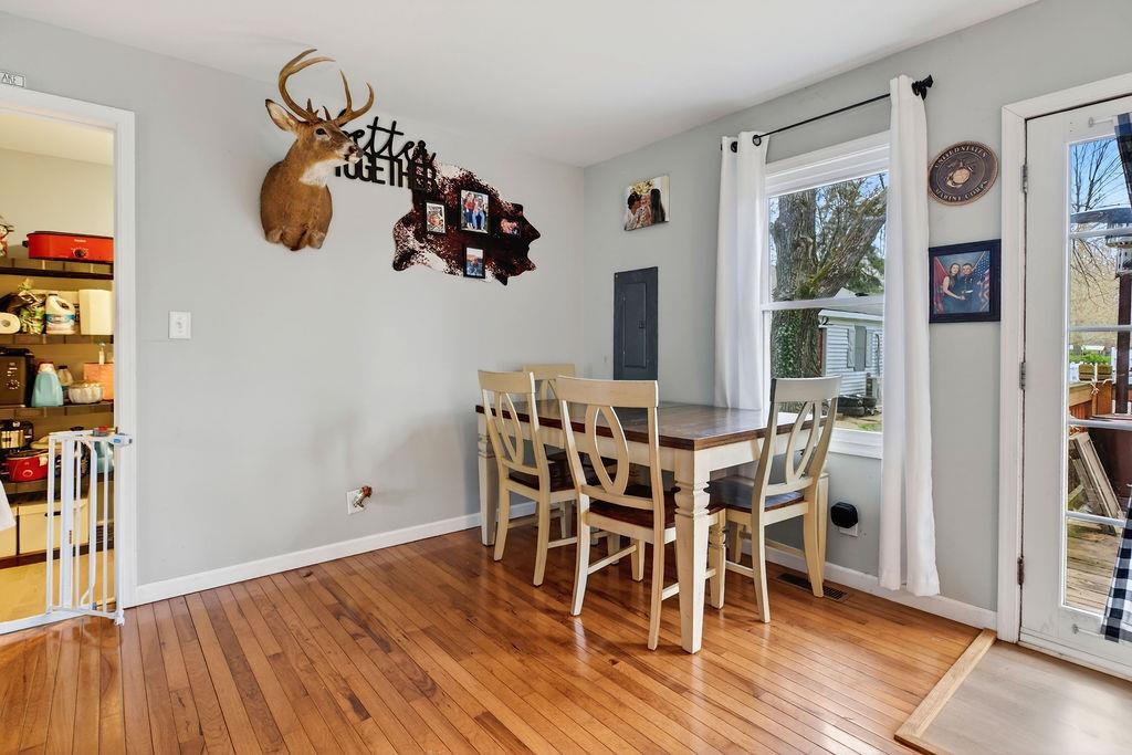 345 LAKE DR, CRIMORA, Virginia 24431, 3 Bedrooms Bedrooms, ,2 BathroomsBathrooms,Residential,345 LAKE DR,675392 MLS # 675392