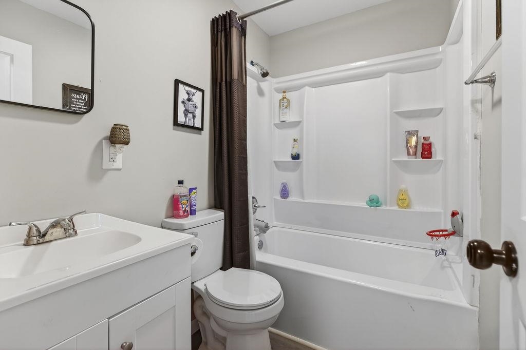 345 LAKE DR, CRIMORA, Virginia 24431, 3 Bedrooms Bedrooms, ,2 BathroomsBathrooms,Residential,345 LAKE DR,675392 MLS # 675392