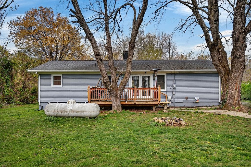 345 LAKE DR, CRIMORA, Virginia 24431, 3 Bedrooms Bedrooms, ,2 BathroomsBathrooms,Residential,345 LAKE DR,675392 MLS # 675392