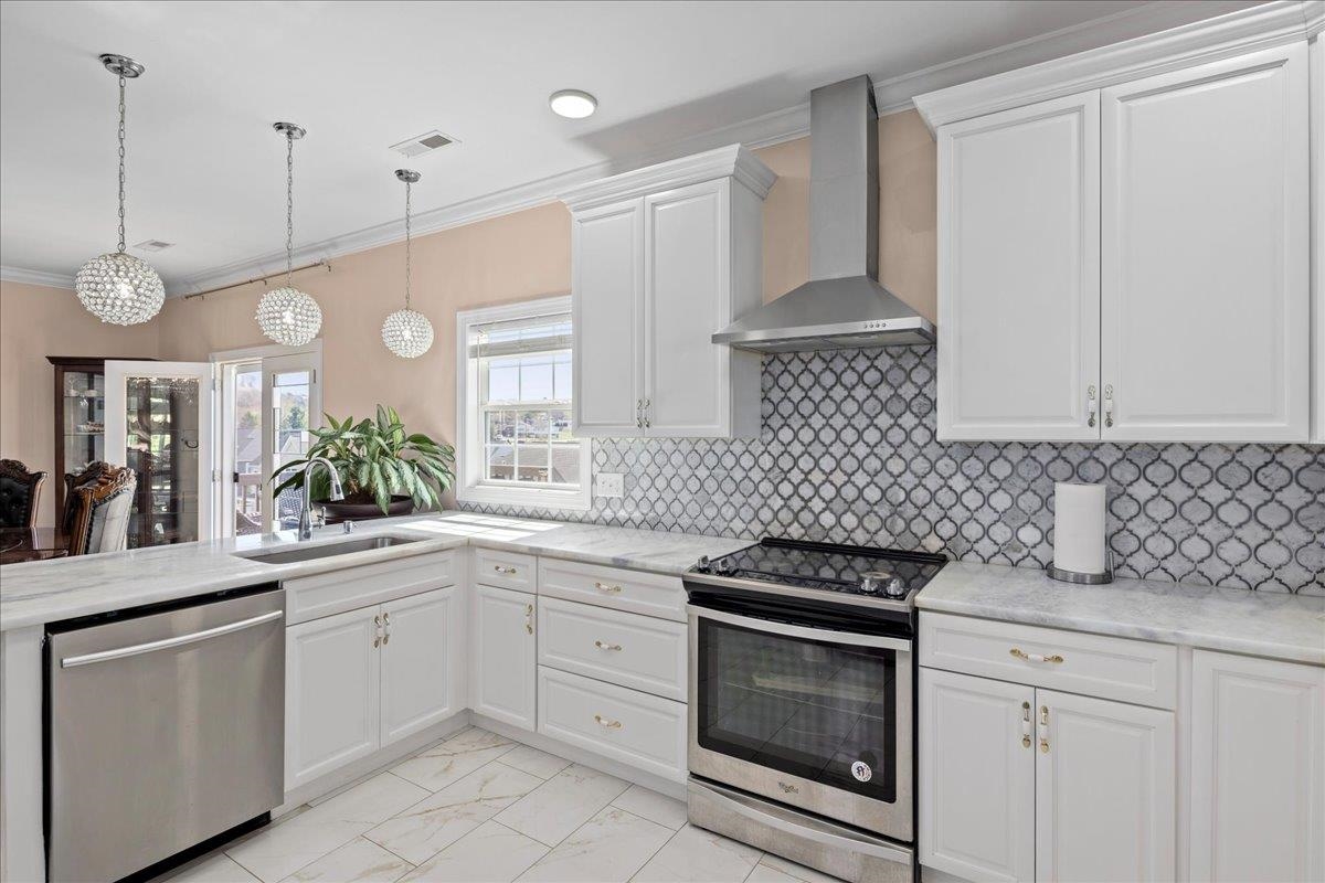 1311 LITTLE SORREL DR, HARRISONBURG, Virginia 22801, 5 Bedrooms Bedrooms, ,3 BathroomsBathrooms,Residential,1311 LITTLE SORREL DR,675400 MLS # 675400