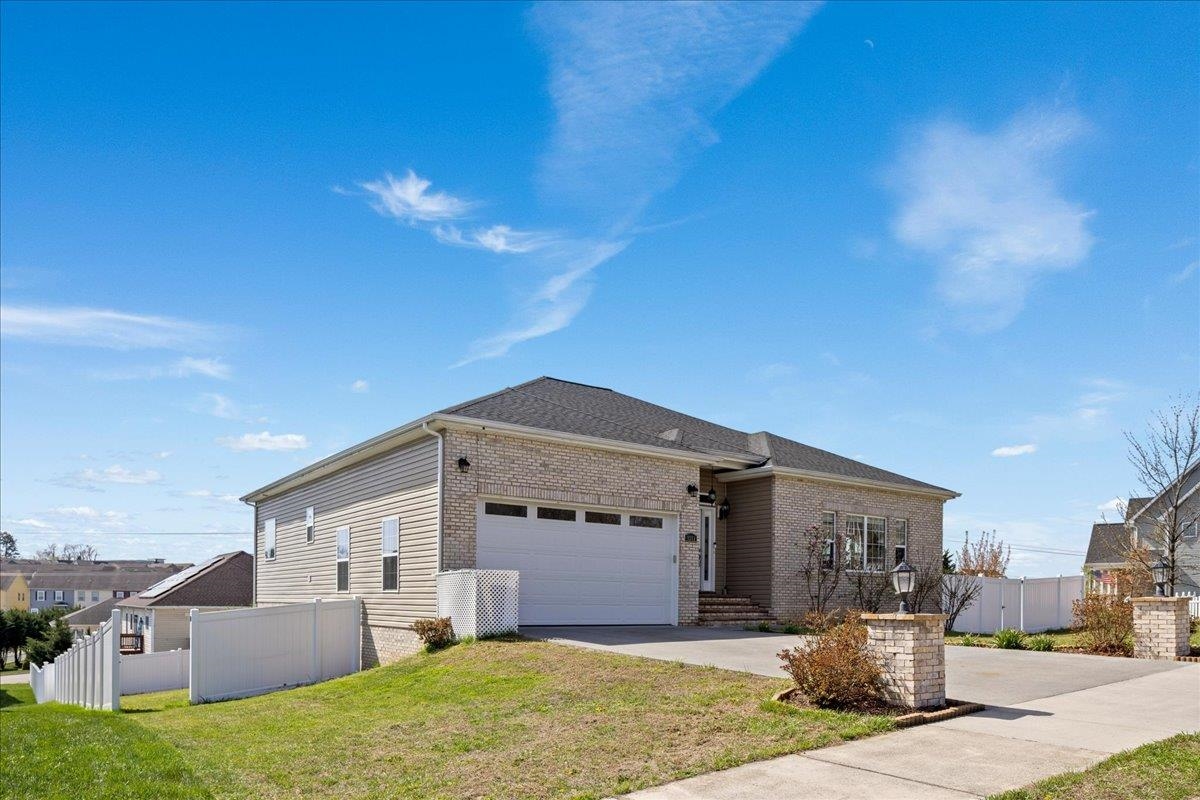 1311 LITTLE SORREL DR, HARRISONBURG, Virginia 22801, 5 Bedrooms Bedrooms, ,3 BathroomsBathrooms,Residential,1311 LITTLE SORREL DR,675400 MLS # 675400