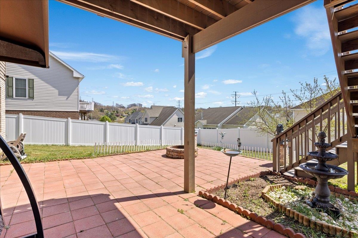 1311 LITTLE SORREL DR, HARRISONBURG, Virginia 22801, 5 Bedrooms Bedrooms, ,3 BathroomsBathrooms,Residential,1311 LITTLE SORREL DR,675400 MLS # 675400