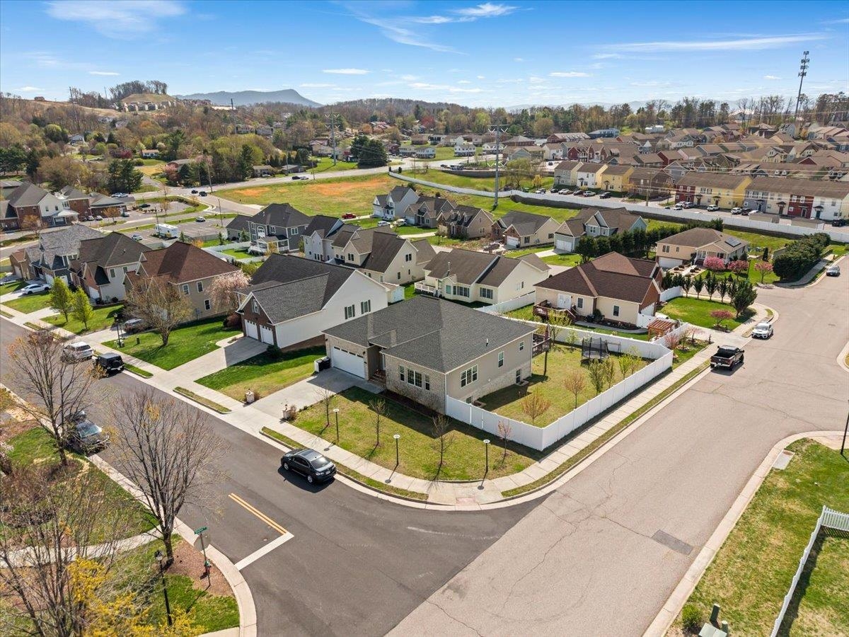 1311 LITTLE SORREL DR, HARRISONBURG, Virginia 22801, 5 Bedrooms Bedrooms, ,3 BathroomsBathrooms,Residential,1311 LITTLE SORREL DR,675400 MLS # 675400