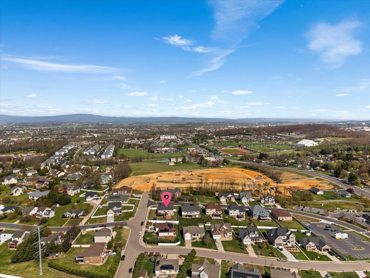 1311 LITTLE SORREL DR, HARRISONBURG, Virginia 22801, 5 Bedrooms Bedrooms, ,3 BathroomsBathrooms,Residential,1311 LITTLE SORREL DR,675400 MLS # 675400