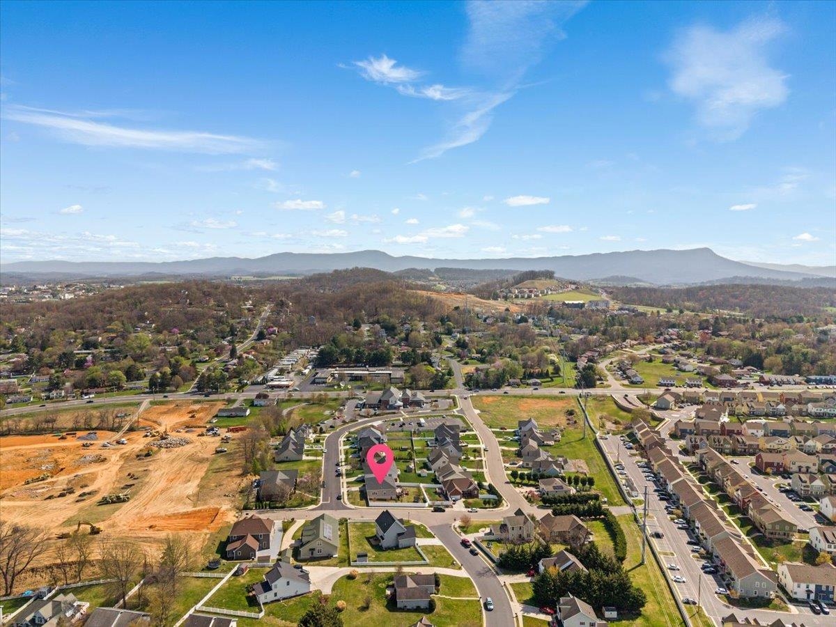 1311 LITTLE SORREL DR, HARRISONBURG, Virginia 22801, 5 Bedrooms Bedrooms, ,3 BathroomsBathrooms,Residential,1311 LITTLE SORREL DR,675400 MLS # 675400