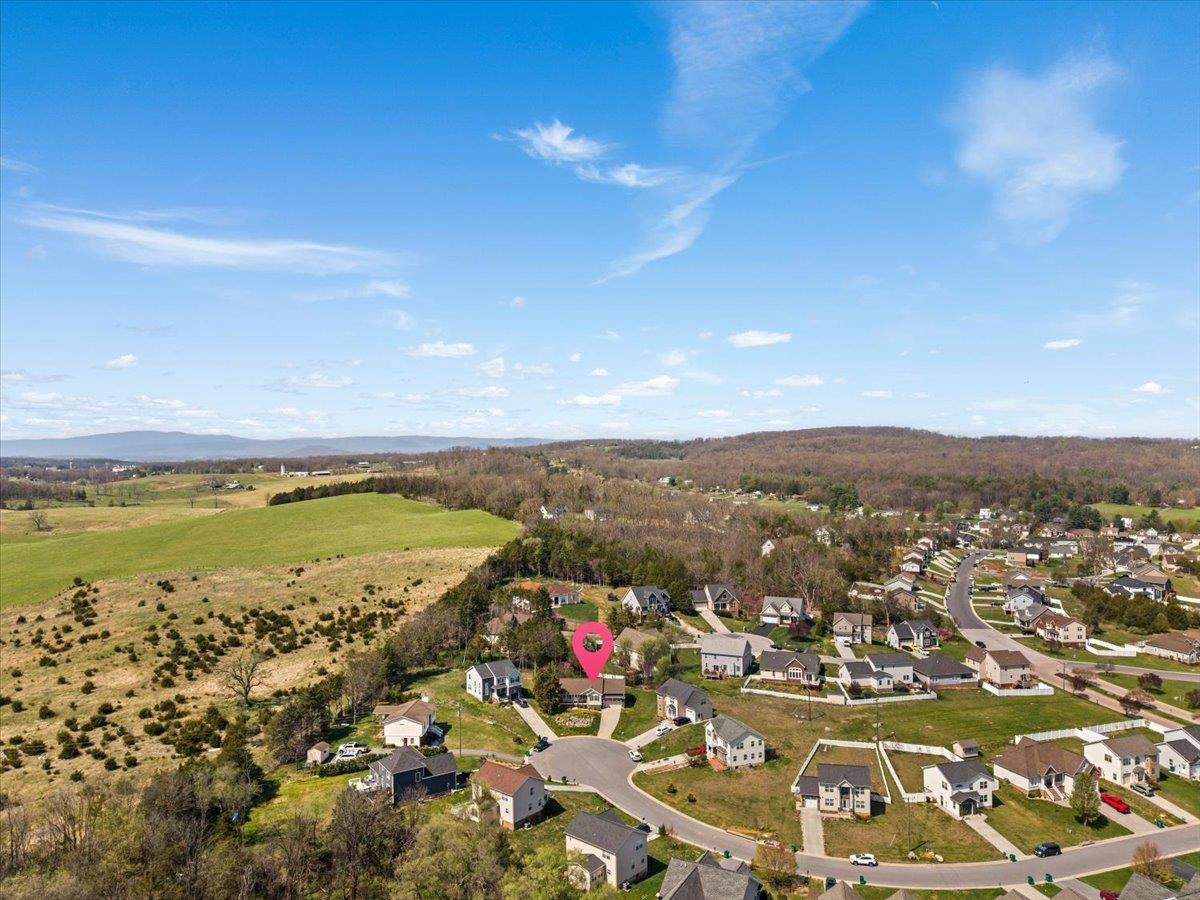 4001 BUCK RUN CT, ROCKINGHAM, Virginia 22801, 3 Bedrooms Bedrooms, ,2 BathroomsBathrooms,Residential,4001 BUCK RUN CT,675404 MLS # 675404