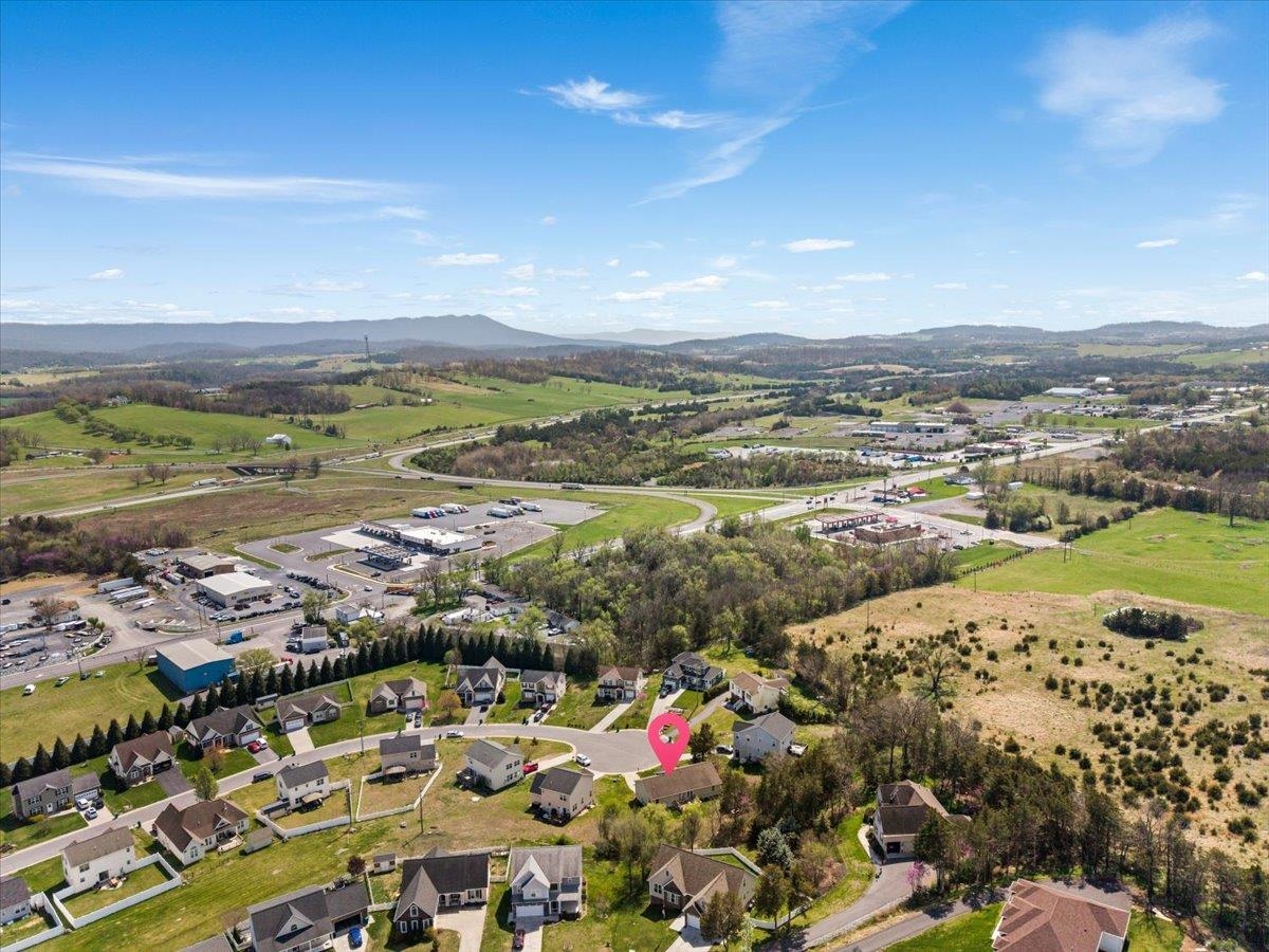 4001 BUCK RUN CT, ROCKINGHAM, Virginia 22801, 3 Bedrooms Bedrooms, ,2 BathroomsBathrooms,Residential,4001 BUCK RUN CT,675404 MLS # 675404