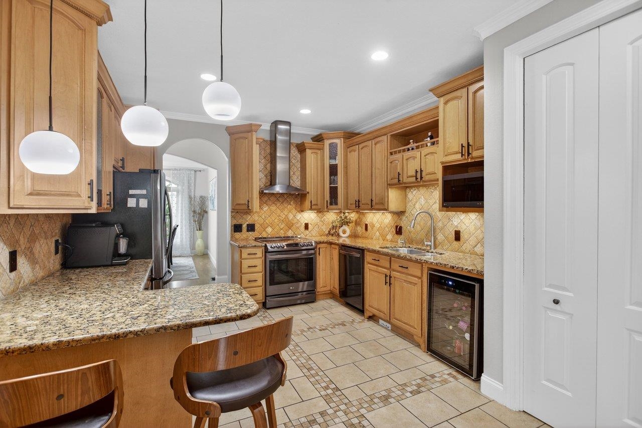 4270 AJAX CT, ROCKINGHAM, Virginia 22801, 5 Bedrooms Bedrooms, ,4 BathroomsBathrooms,Residential,4270 AJAX CT,675405 MLS # 675405 4270 AJAX CT, ROCKINGHAM, Virginia 22801, 5 Bedrooms Bedrooms, ,4 BathroomsBathrooms,Residential,4270 AJAX CT,675405 MLS # 675405