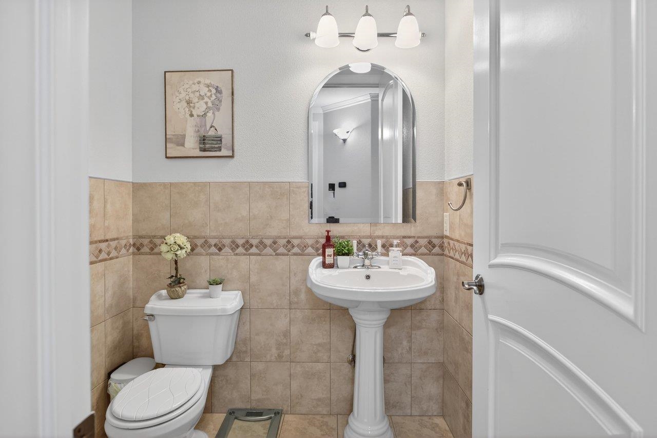 4270 AJAX CT, ROCKINGHAM, Virginia 22801, 5 Bedrooms Bedrooms, ,4 BathroomsBathrooms,Residential,4270 AJAX CT,675405 MLS # 675405 4270 AJAX CT, ROCKINGHAM, Virginia 22801, 5 Bedrooms Bedrooms, ,4 BathroomsBathrooms,Residential,4270 AJAX CT,675405 MLS # 675405