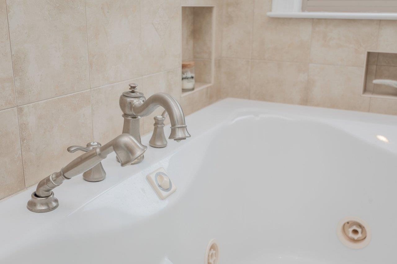 4270 AJAX CT, ROCKINGHAM, Virginia 22801, 5 Bedrooms Bedrooms, ,4 BathroomsBathrooms,Residential,4270 AJAX CT,675405 MLS # 675405 4270 AJAX CT, ROCKINGHAM, Virginia 22801, 5 Bedrooms Bedrooms, ,4 BathroomsBathrooms,Residential,4270 AJAX CT,675405 MLS # 675405