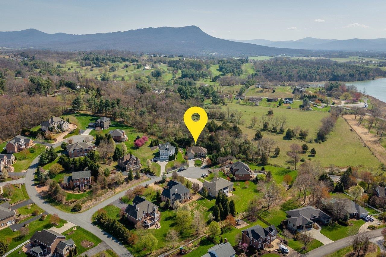 4270 AJAX CT, ROCKINGHAM, Virginia 22801, 5 Bedrooms Bedrooms, ,4 BathroomsBathrooms,Residential,4270 AJAX CT,675405 MLS # 675405 4270 AJAX CT, ROCKINGHAM, Virginia 22801, 5 Bedrooms Bedrooms, ,4 BathroomsBathrooms,Residential,4270 AJAX CT,675405 MLS # 675405