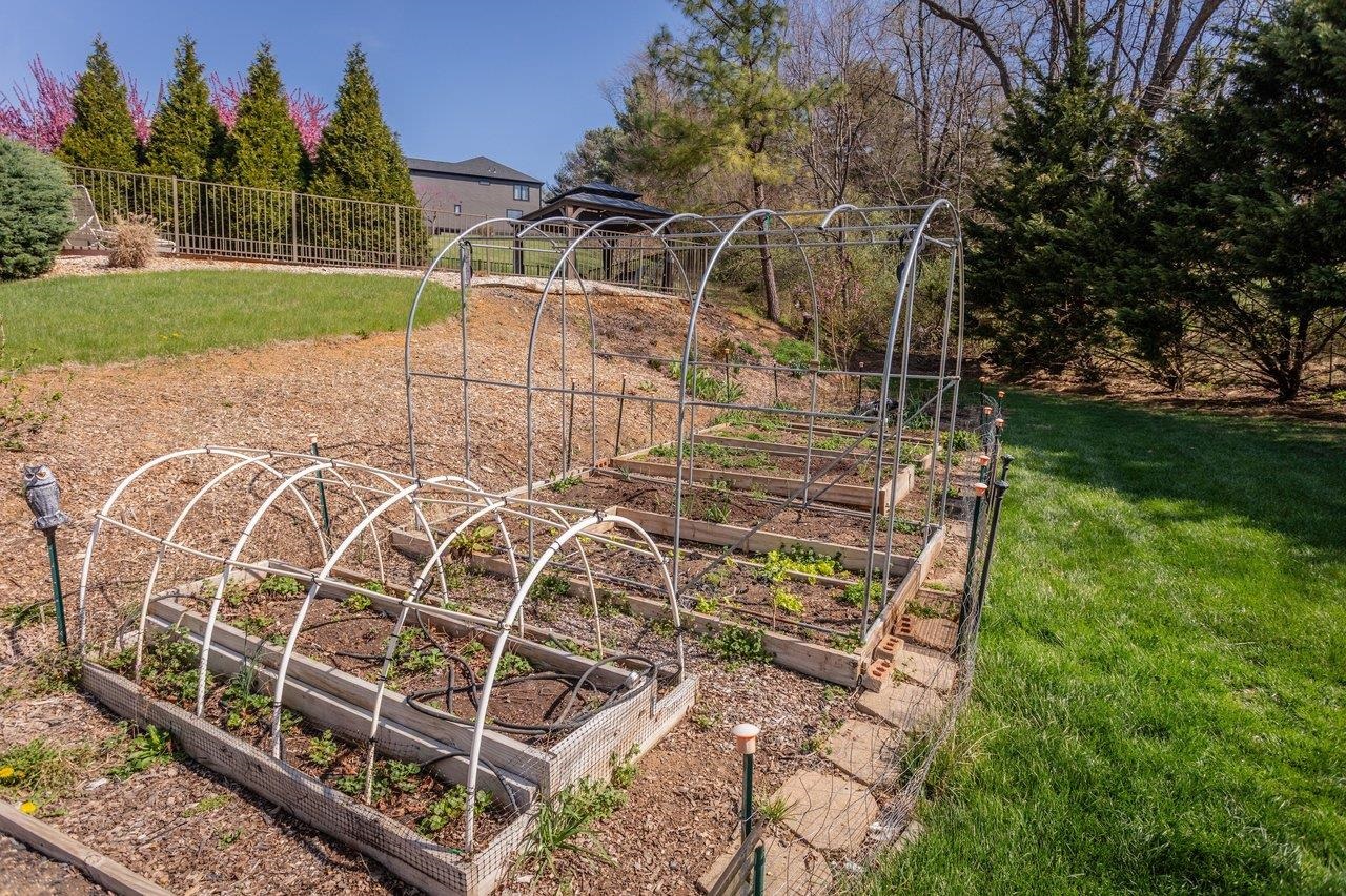 4270 AJAX CT, ROCKINGHAM, Virginia 22801, 5 Bedrooms Bedrooms, ,4 BathroomsBathrooms,Residential,4270 AJAX CT,675405 MLS # 675405 4270 AJAX CT, ROCKINGHAM, Virginia 22801, 5 Bedrooms Bedrooms, ,4 BathroomsBathrooms,Residential,4270 AJAX CT,675405 MLS # 675405