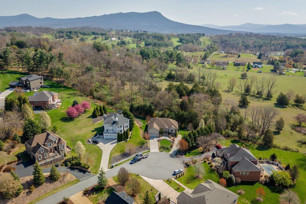 4270 AJAX CT, ROCKINGHAM, Virginia 22801, 5 Bedrooms Bedrooms, ,4 BathroomsBathrooms,Residential,4270 AJAX CT,675405 MLS # 675405 4270 AJAX CT, ROCKINGHAM, Virginia 22801, 5 Bedrooms Bedrooms, ,4 BathroomsBathrooms,Residential,4270 AJAX CT,675405 MLS # 675405