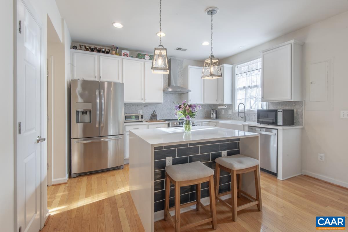 1048 SW 5TH ST, CHARLOTTESVILLE, Virginia 22902, 3 Bedrooms Bedrooms, ,2 BathroomsBathrooms,Residential,1048 SW 5TH ST,675413 MLS # 675413